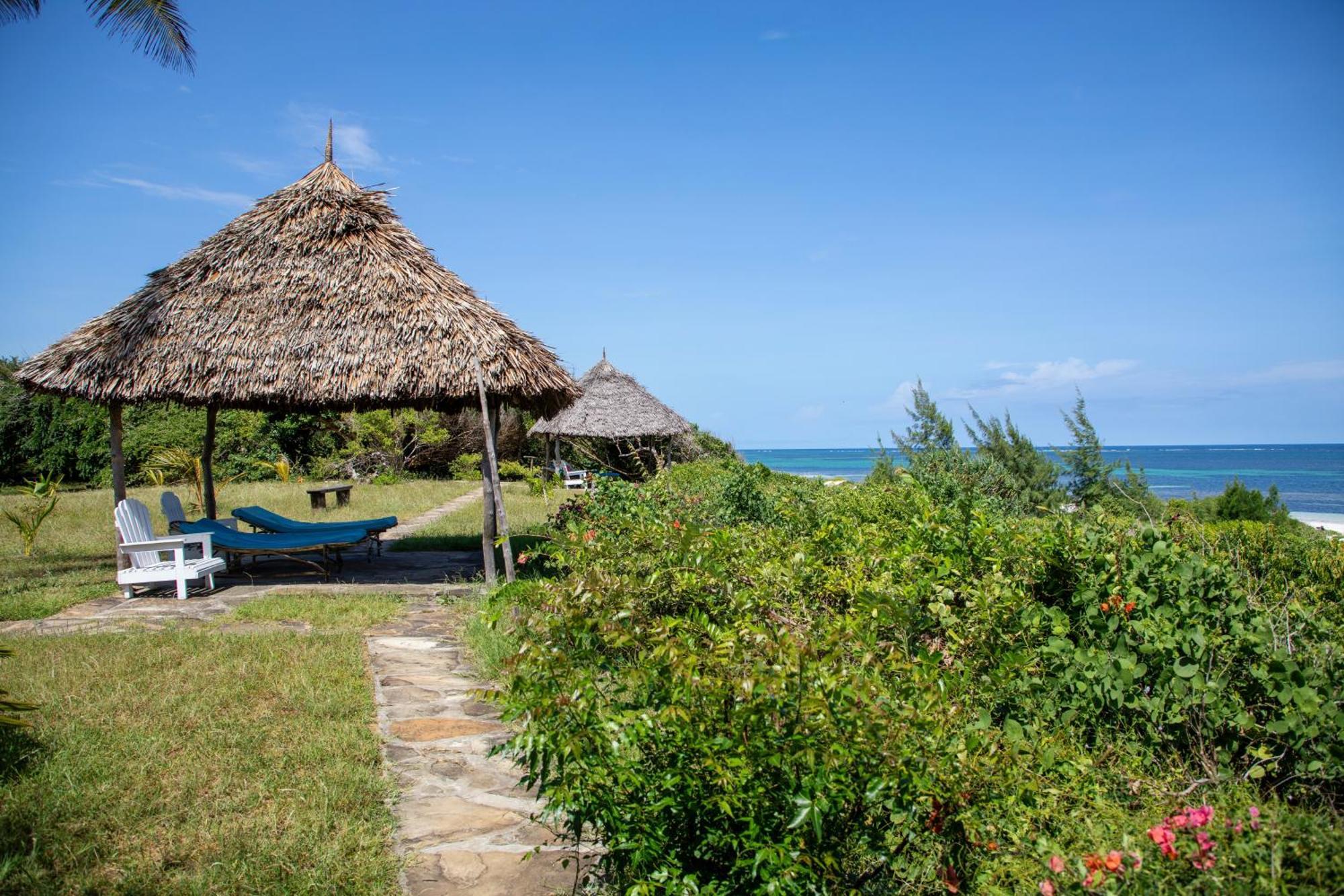 Watamu Beach Cottages B&B Buitenkant foto